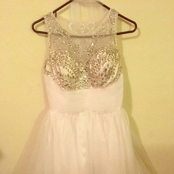 White Prom Dress - Picture 1 of 2